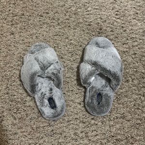 Rachel Roy slippers